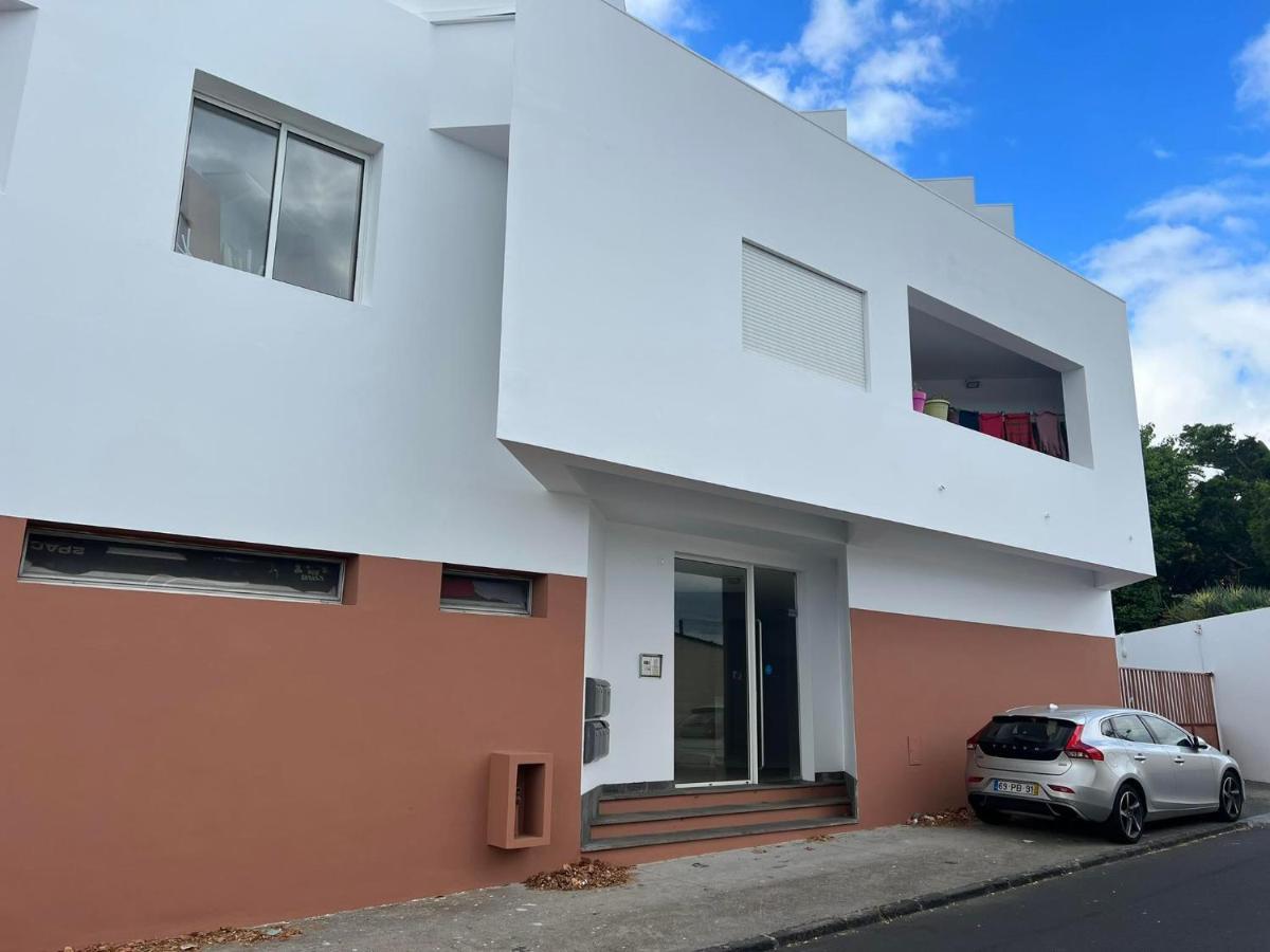 A Casa Do Terraco Apartment Ponta Delgada  Exterior photo